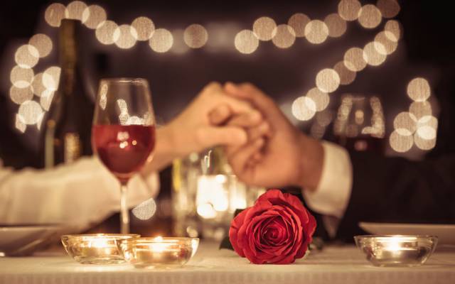 Die verrückte Welt der Hochzeitstage: Knoblauchhochzeit, Petersilienhochzeit und mehr